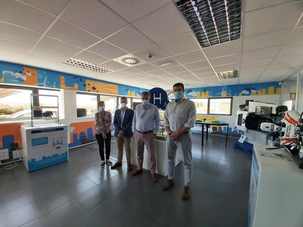 visita-fundacion-hidrogeno-1024x768