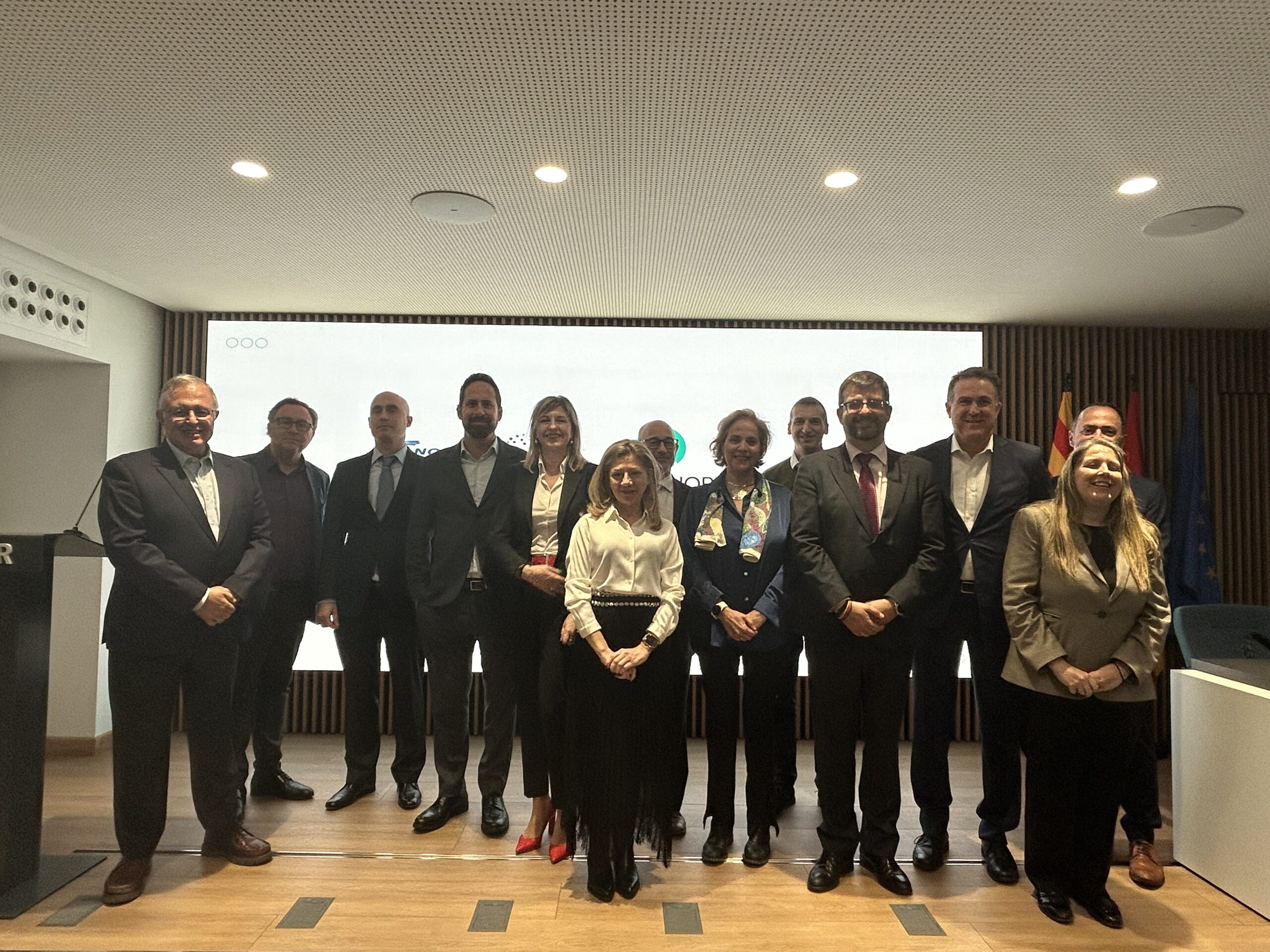 Great reception of the conference on safety in industrial hydrogen and lithium battery installations promoted by the Foundation and BEQUINOR in Zaragoza.